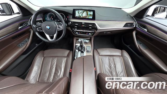 BMW 5-Series 520d xDrive Luxury Plus