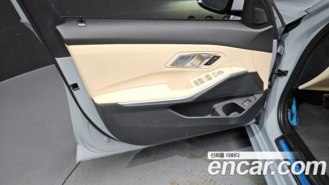 BMW 3-Series 320i M Sport