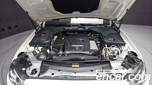Mercedes-Benz E-Class E250 Avantgarde