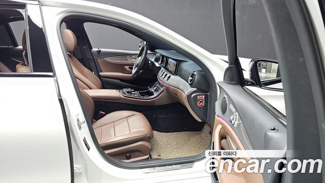 Mercedes-Benz E-Class E250 Avantgarde