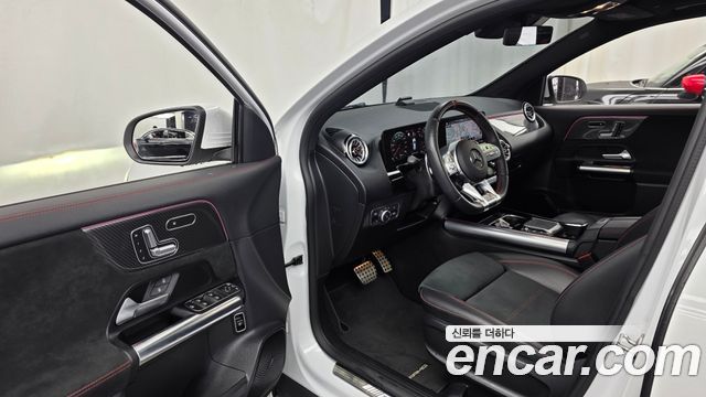 Mercedes-Benz GLA-Class GLA45 AMG 4MATIC+