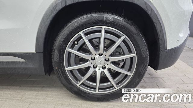 Mercedes-Benz GLA-Class GLA45 AMG 4MATIC+