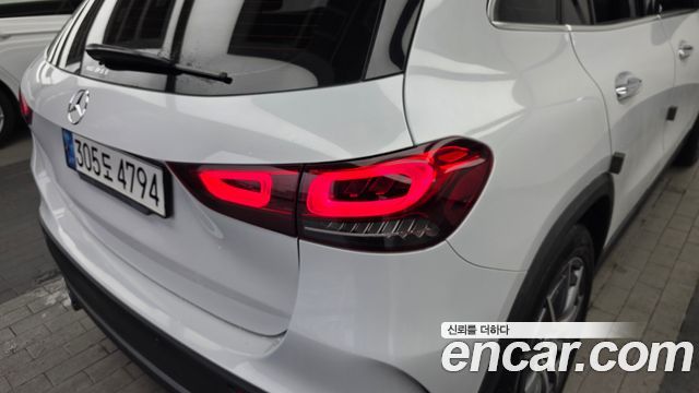 Mercedes-Benz GLA-Class GLA45 AMG 4MATIC+