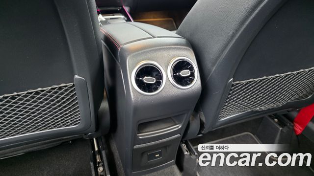 Mercedes-Benz GLA-Class GLA45 AMG 4MATIC+