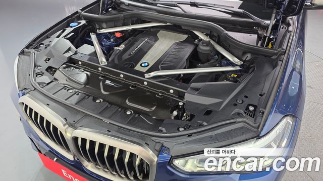 BMW X5 M50d