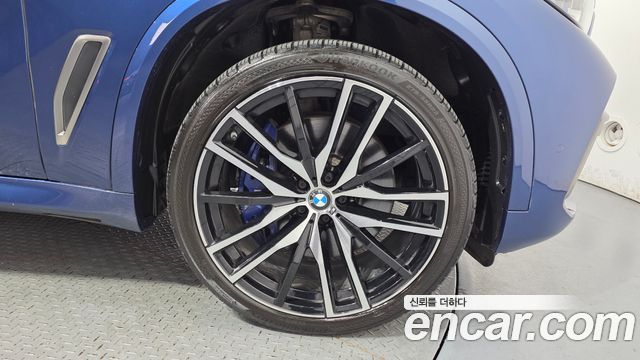 BMW X5 M50d