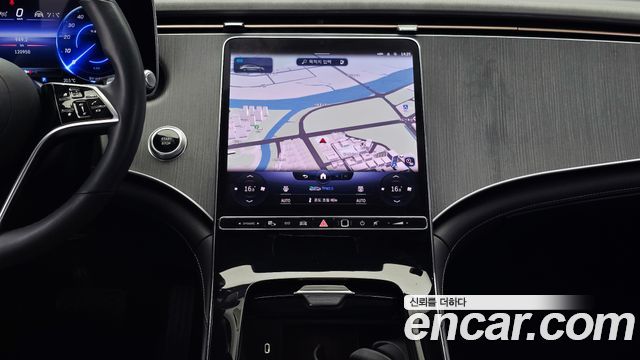 Mercedes-Benz EQS EQS450+