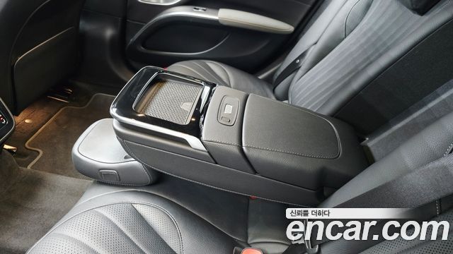 Mercedes-Benz EQS EQS450+