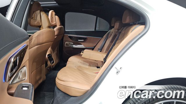 Mercedes-Benz E-Class E450 4MATIC Exclusive