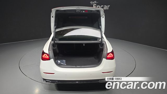 Mercedes-Benz E-Class E450 4MATIC Exclusive