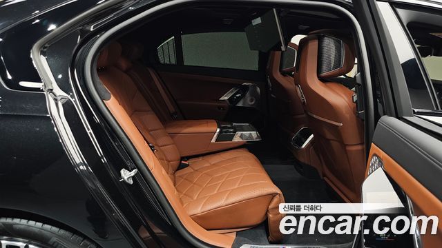 BMW 7-Series 750e xDrive M Sport