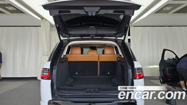 Land Rover Range Rover Sport D300 HSE Dynamic