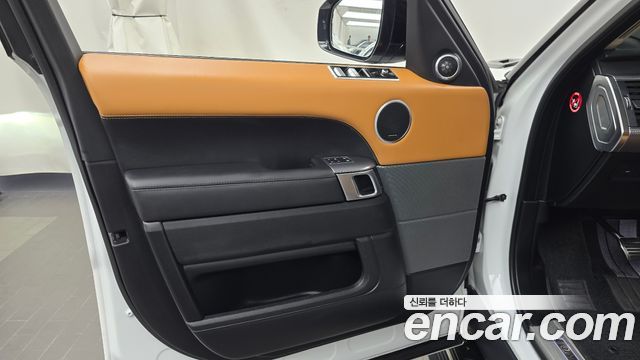 Land Rover Range Rover Sport D300 HSE Dynamic