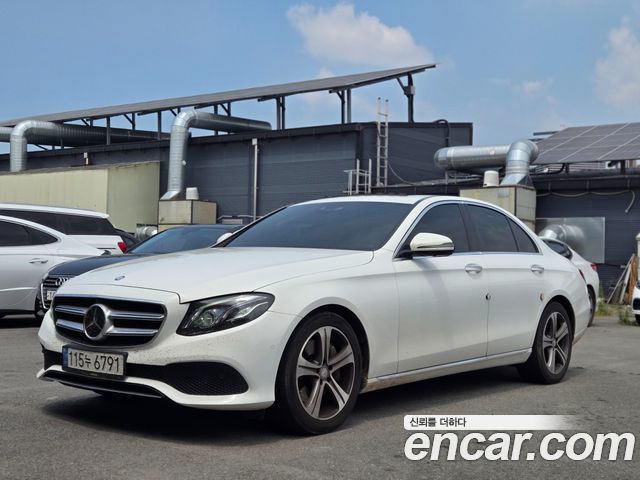 Mercedes-Benz E-Class E300 AV Intelligent Drive