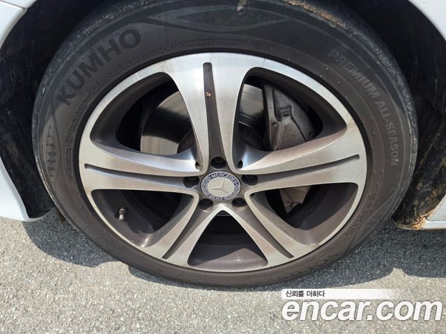 Mercedes-Benz E-Class E300 AV Intelligent Drive