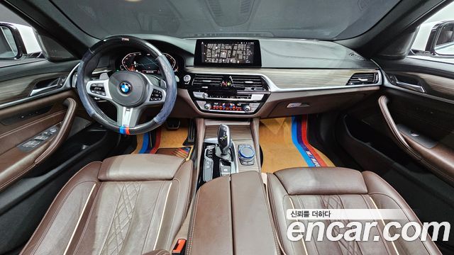 BMW 5-Series 530i M Sport Package Plus