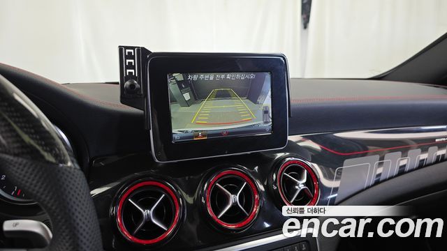 Mercedes-Benz GLA-Class GLA45 AMG 4MATIC