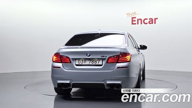 BMW M5 M5 Sedan