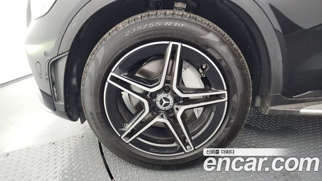 Mercedes-Benz GLC-Class GLC300 4MATIC
