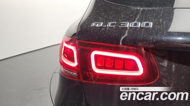 Mercedes-Benz GLC-Class GLC300 4MATIC