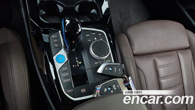 BMW iX3 M Sports