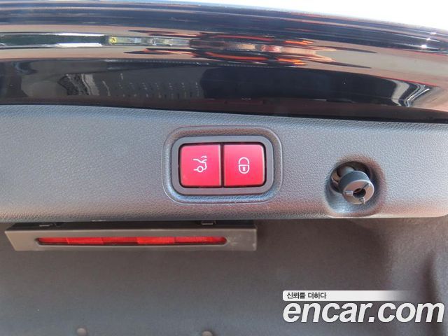 Mercedes-Benz E-Class E220d 4MATIC Exclusive