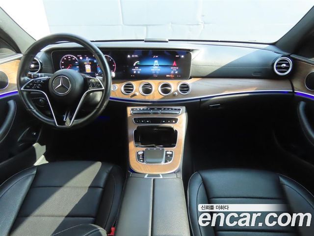 Mercedes-Benz E-Class E220d 4MATIC Exclusive