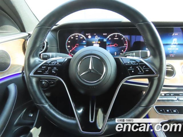 Mercedes-Benz E-Class E220d 4MATIC Exclusive