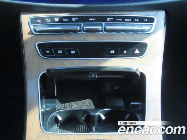 Mercedes-Benz E-Class E220d 4MATIC Exclusive