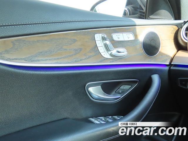 Mercedes-Benz E-Class E220d 4MATIC Exclusive