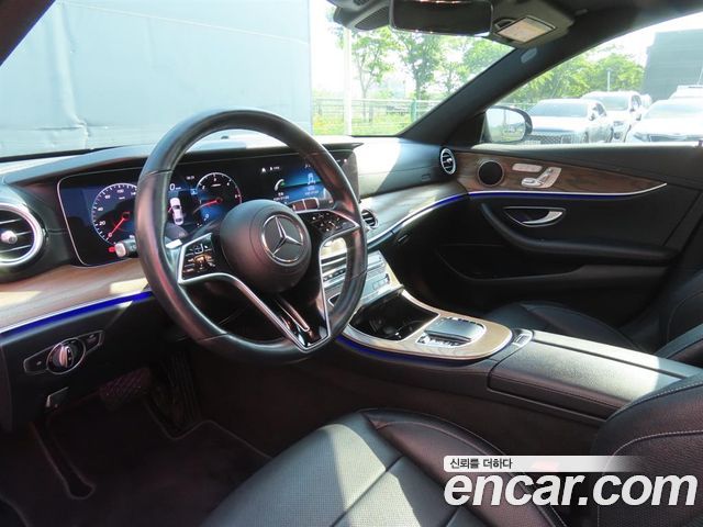 Mercedes-Benz E-Class E220d 4MATIC Exclusive