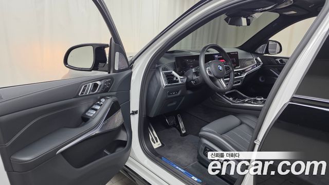 BMW X7 M60i xDrive M sport 6STR