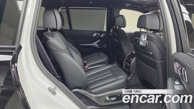 BMW X7 M60i xDrive M sport 6STR