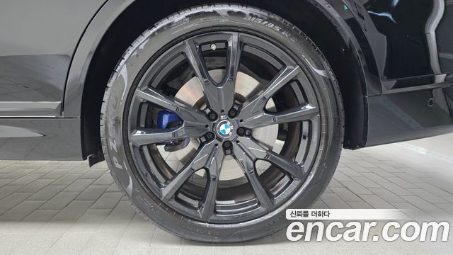 BMW X7 M60i xDrive M sport 6STR