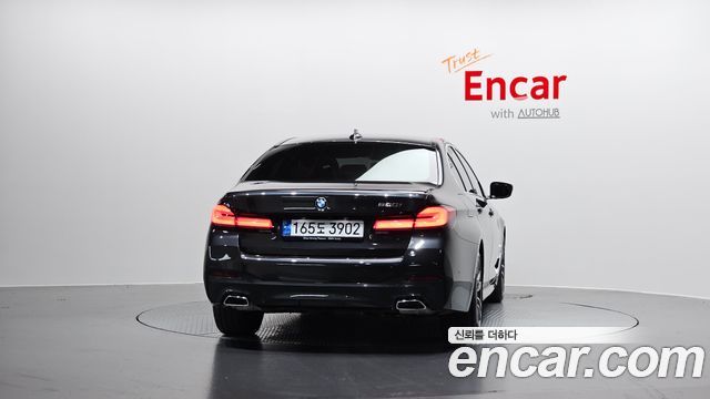 BMW 5-Series 520i M Sport