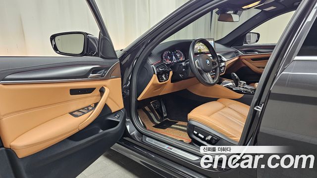 BMW 5-Series 520i M Sport
