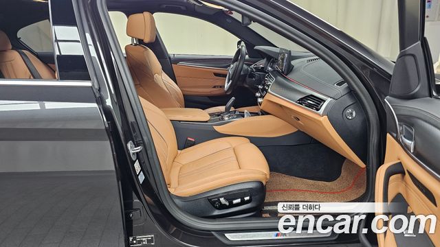BMW 5-Series 520i M Sport