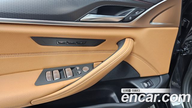 BMW 5-Series 520i M Sport