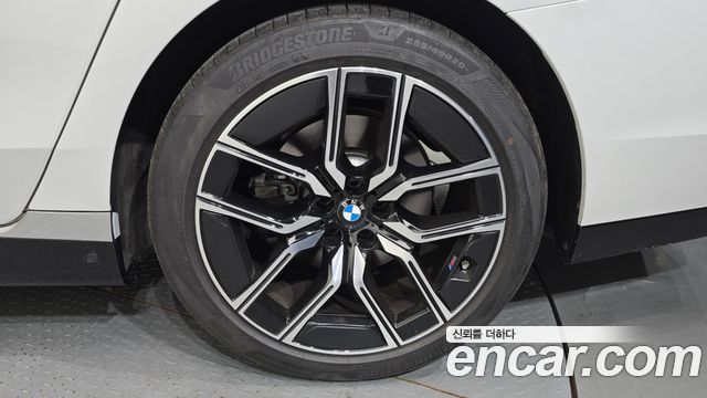 BMW 7-Series 740d xDrive M Sport