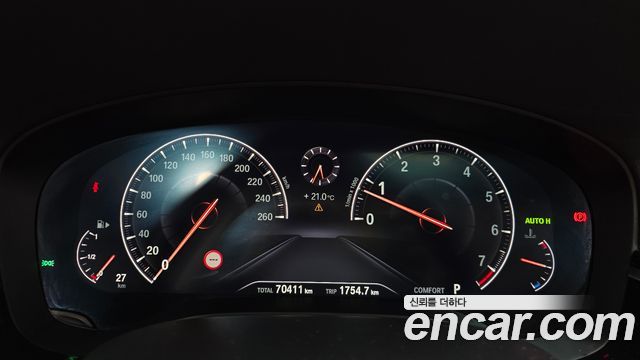 BMW 5-Series 520i Luxury