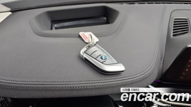 BMW 5-Series 520i Luxury