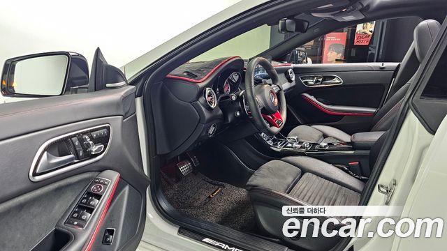 Mercedes-Benz CLA-Class CLA45 AMG 4MATIC