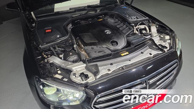 Mercedes-Benz E-Class E450 4MATIC Exclusive