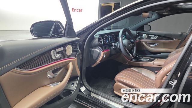 Mercedes-Benz E-Class E450 4MATIC Exclusive