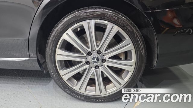 Mercedes-Benz E-Class E450 4MATIC Exclusive