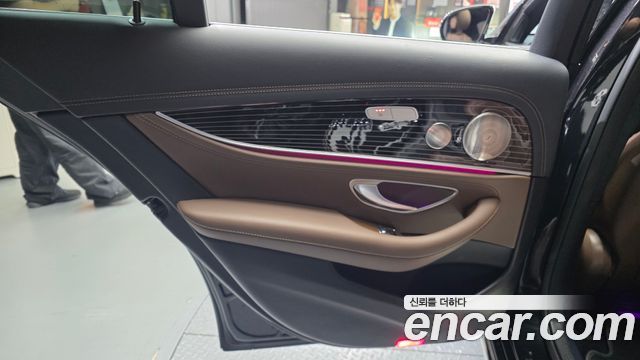 Mercedes-Benz E-Class E450 4MATIC Exclusive