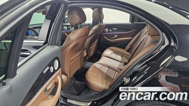Mercedes-Benz E-Class E300 Avantgarde