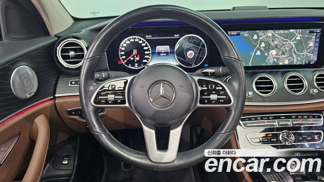 Mercedes-Benz E-Class E300 Avantgarde