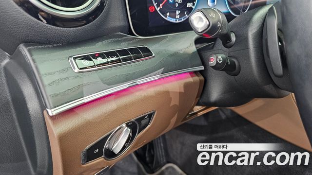 Mercedes-Benz E-Class E300 Avantgarde