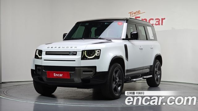 Land Rover Defender 110 P300 X-Dynamic SE
